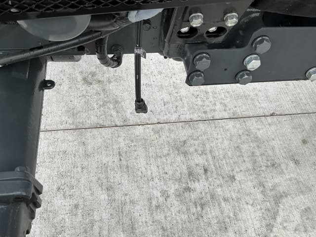 Image of Kubota LX4020HSD equipment image 3