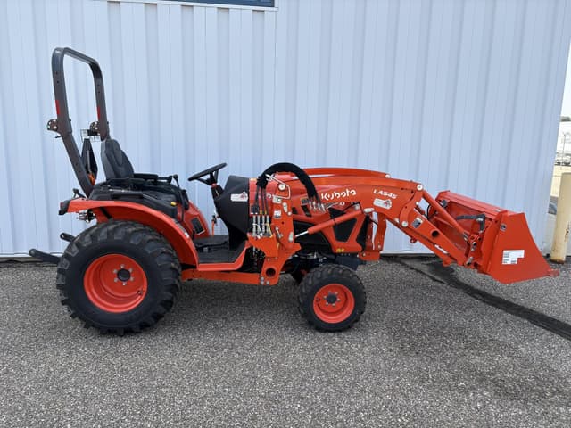 Image of Kubota LX4020HSD equipment image 4