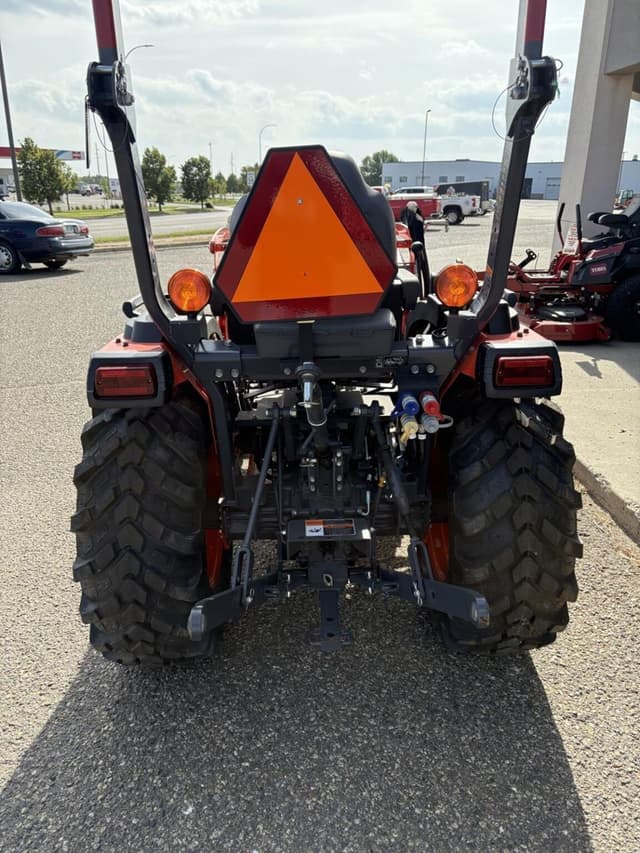 Image of Kubota LX4020HSD equipment image 3
