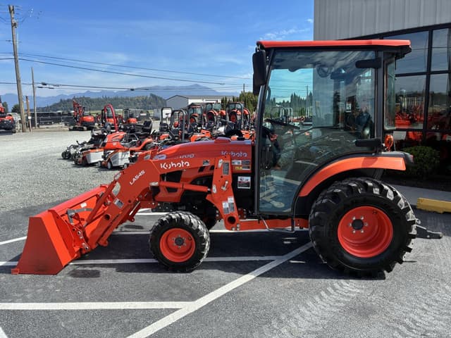 Image of Kubota LX4020HSDC equipment image 4