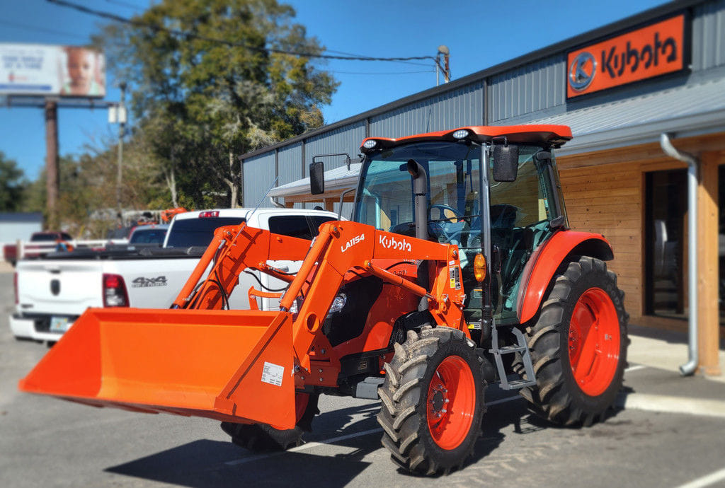 2026 Kubota M4D-071 Equipment Image0