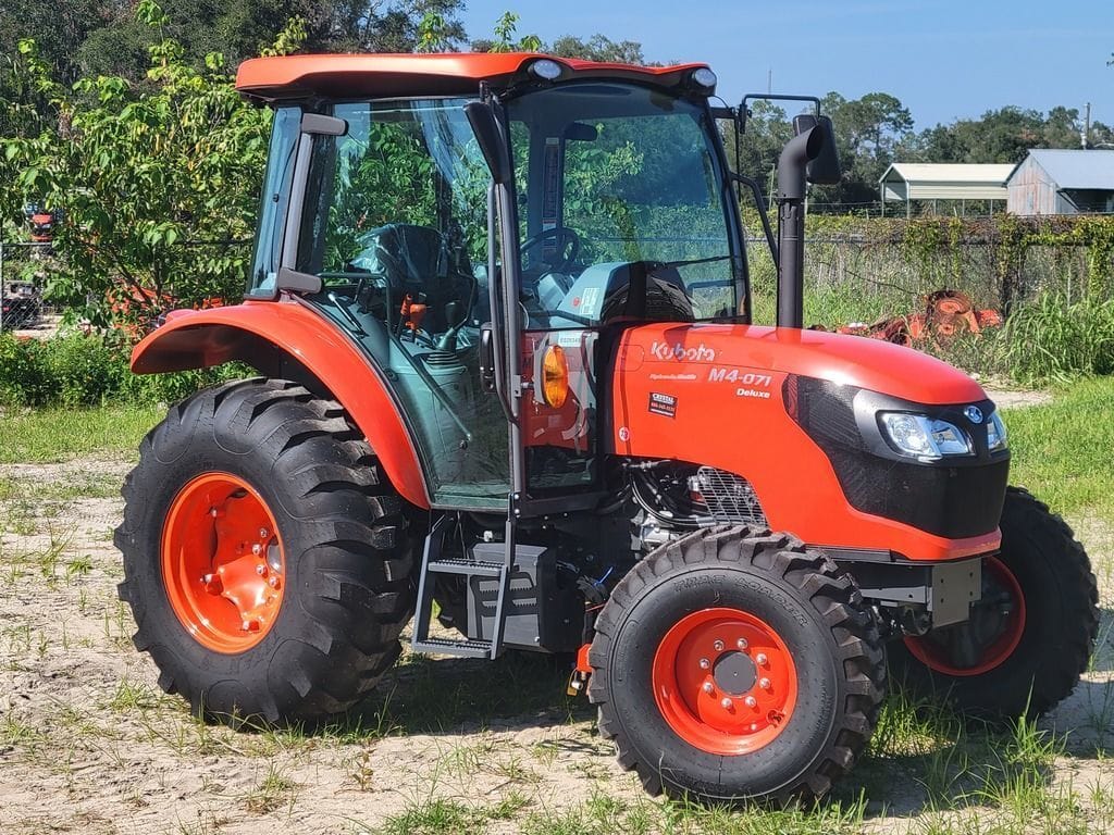 2026 Kubota M4D-071 Equipment Image0