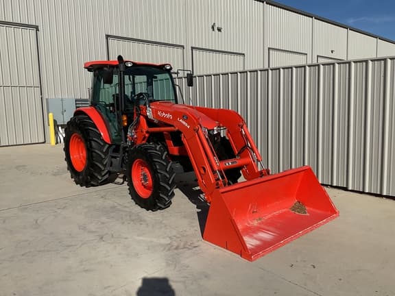 Image of Kubota M5-091 equipment image 4