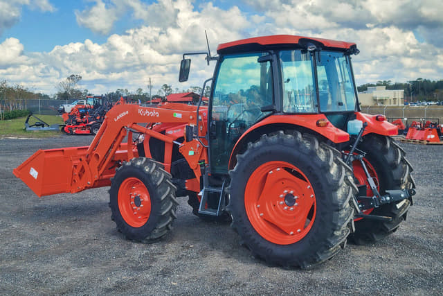 Image of Kubota M5-091HDC12 equipment image 4