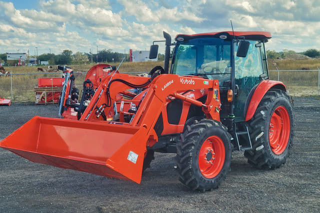 Image of Kubota M5-091HDC12 equipment image 1