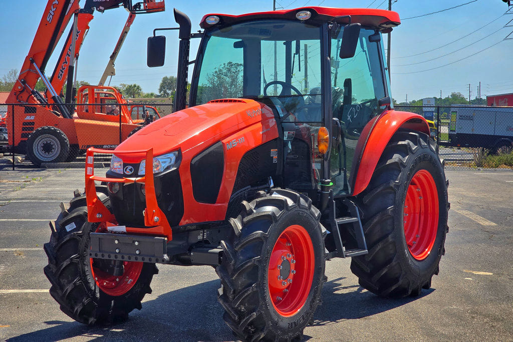 2026 Kubota M5-111 Equipment Image0