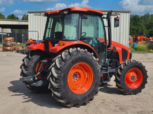 Image of Kubota M5-111HDC equipment image 4