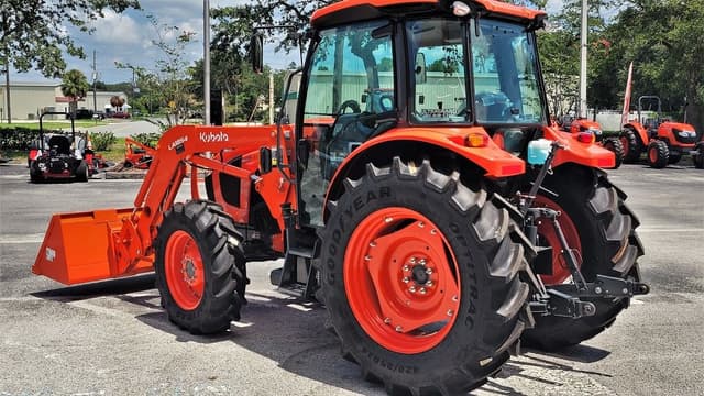 Image of Kubota M5-111HDC equipment image 3
