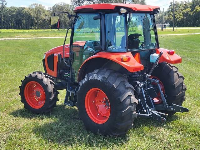 Image of Kubota M5-111 equipment image 3