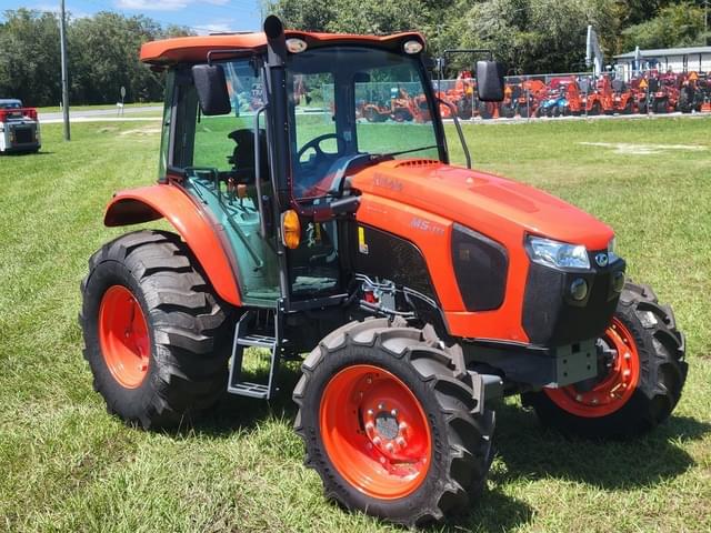 Image of Kubota M5-111 equipment image 1
