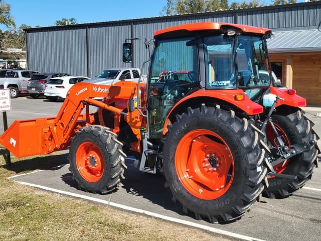 Image of Kubota M5-111 equipment image 1