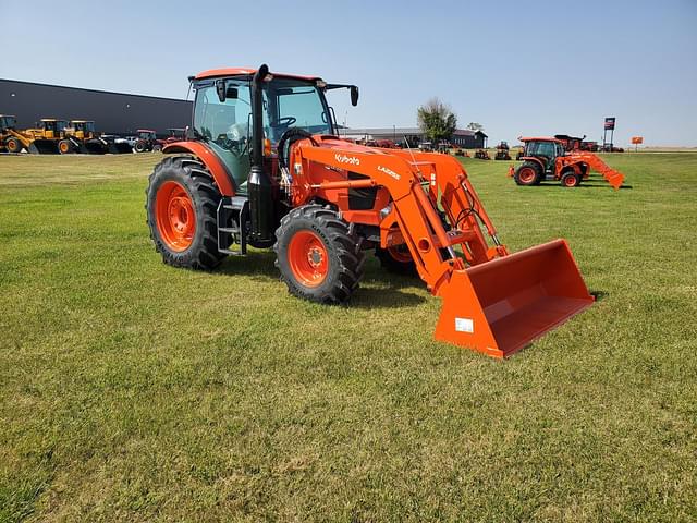 Image of Kubota M6-141 equipment image 3