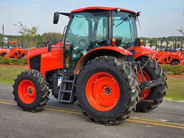 Image of Kubota M6-111 equipment image 1