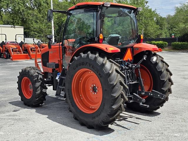 Image of Kubota M6-141 equipment image 4