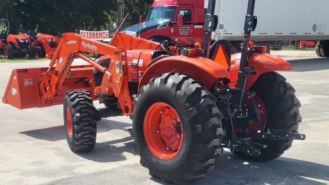 Image of Kubota M5660SU equipment image 4