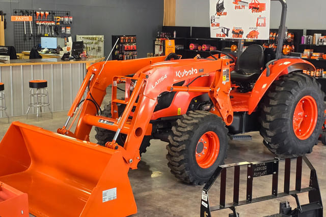 Image of Kubota M5660SUHD equipment image 2
