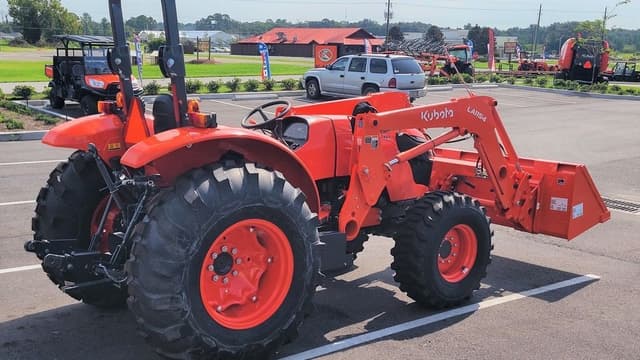 Image of Kubota M5660SU equipment image 3