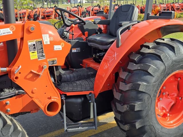 Image of Kubota M6060 equipment image 4