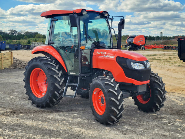 Image of Kubota M6060 equipment image 2
