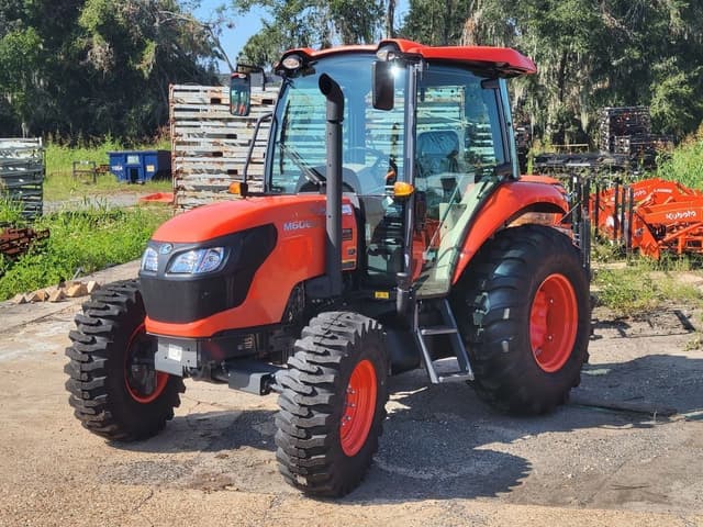 Image of Kubota M6060 equipment image 2
