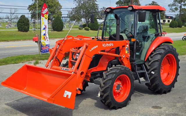 Image of Kubota M7060 equipment image 1