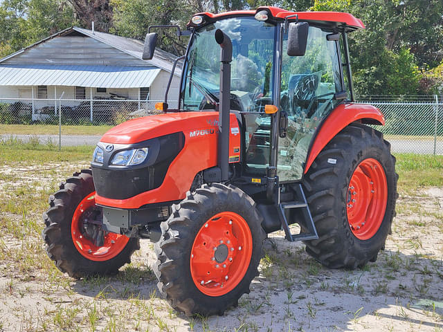 Image of Kubota M7060 equipment image 1