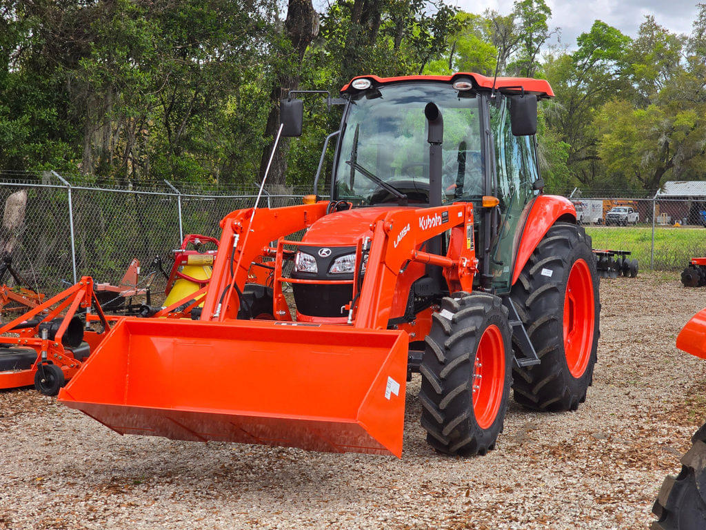 Image of Kubota M7060 Primary image