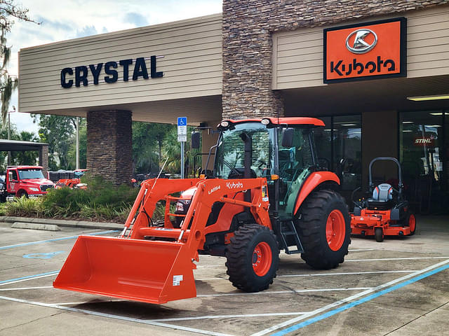 Image of Kubota M7060 equipment image 1