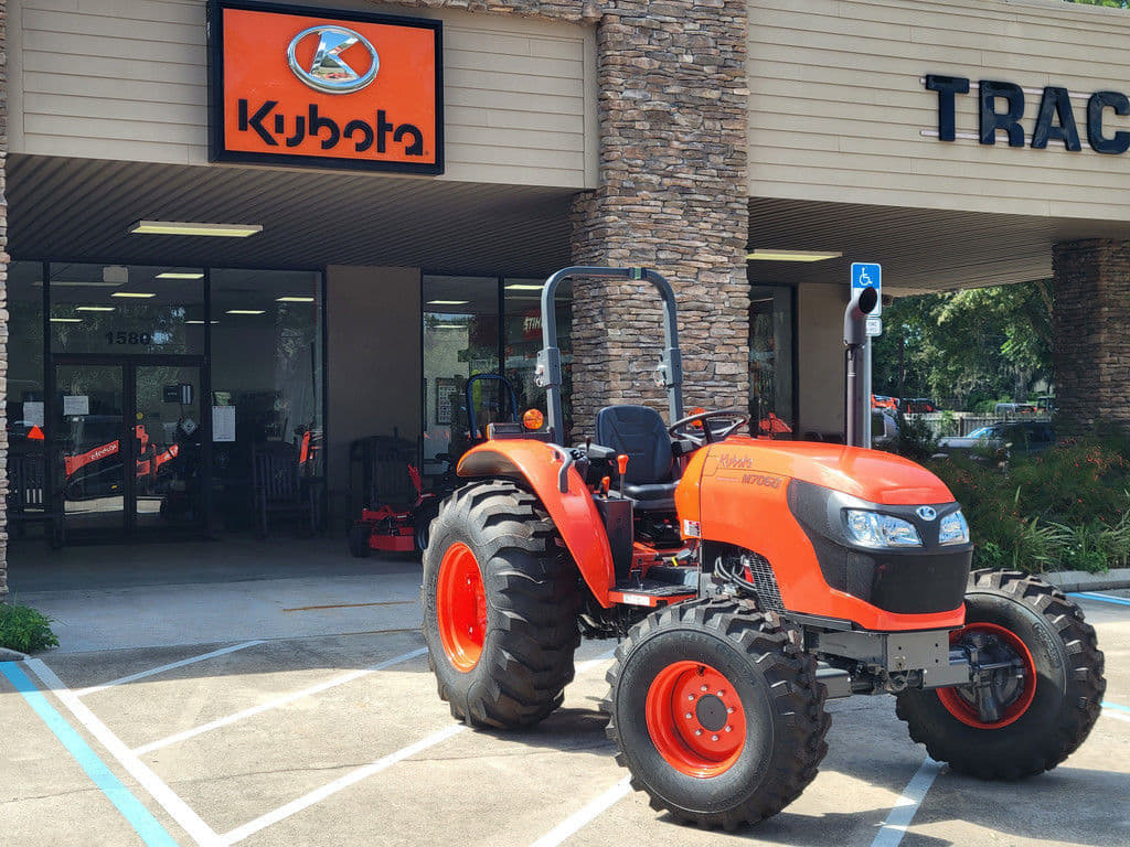 Image of Kubota M7060 Primary image