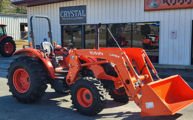 Image of Kubota M7060 equipment image 1