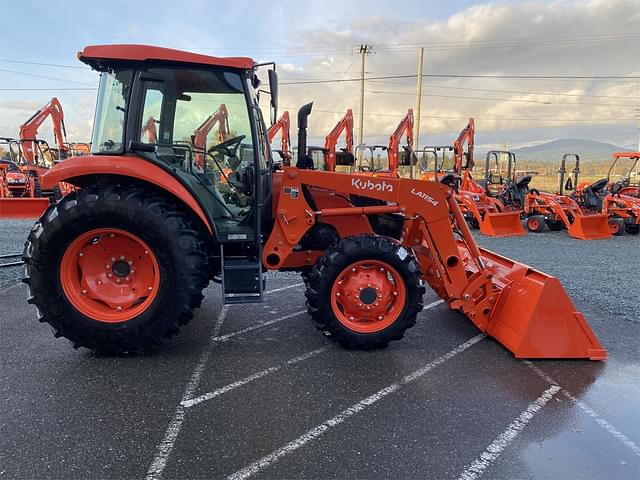 Image of Kubota M6060D equipment image 4