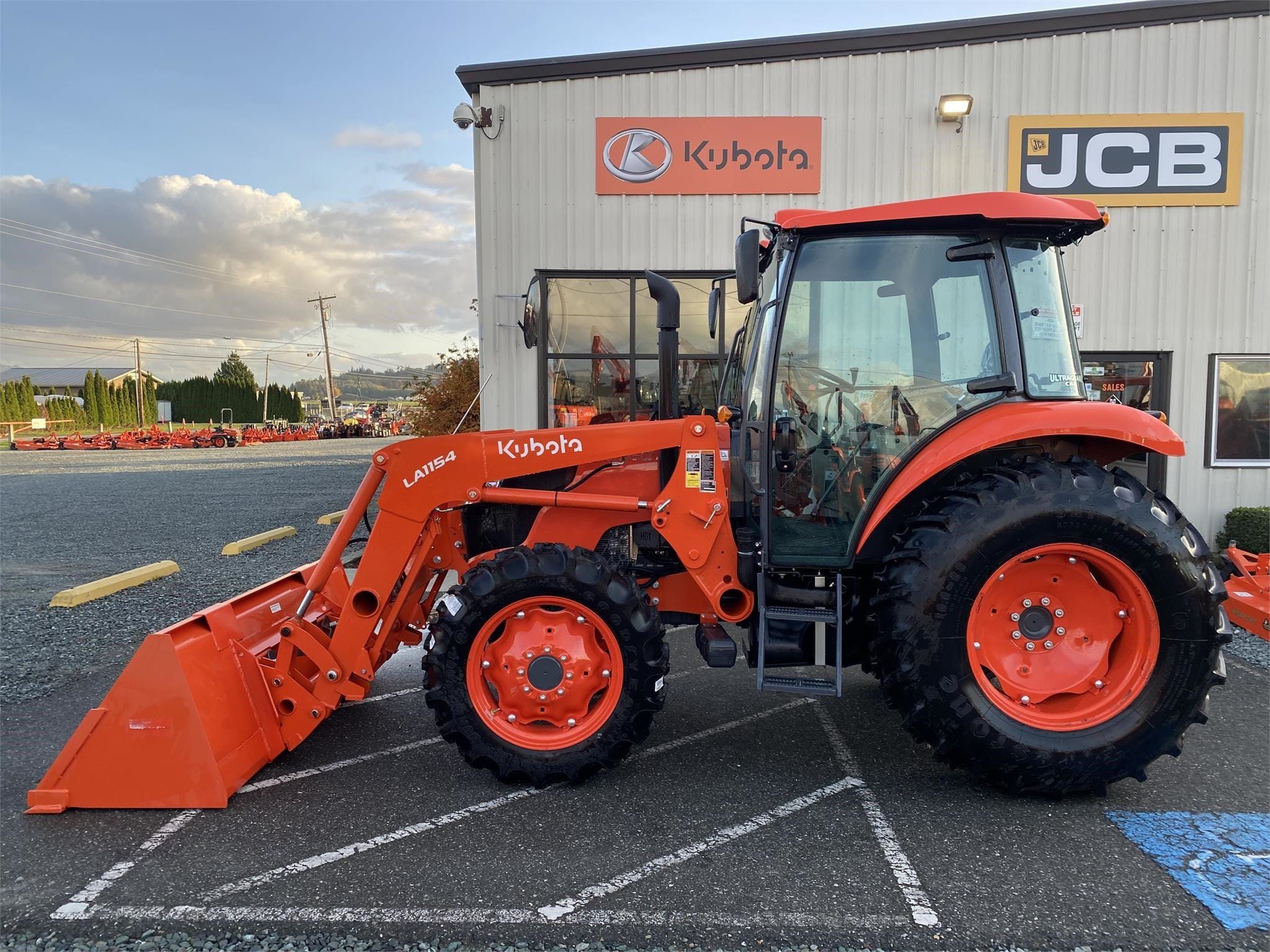 2024 Kubota M6060D Equipment Image0