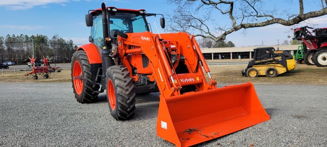Image of Kubota M7.134 Deluxe equipment image 1