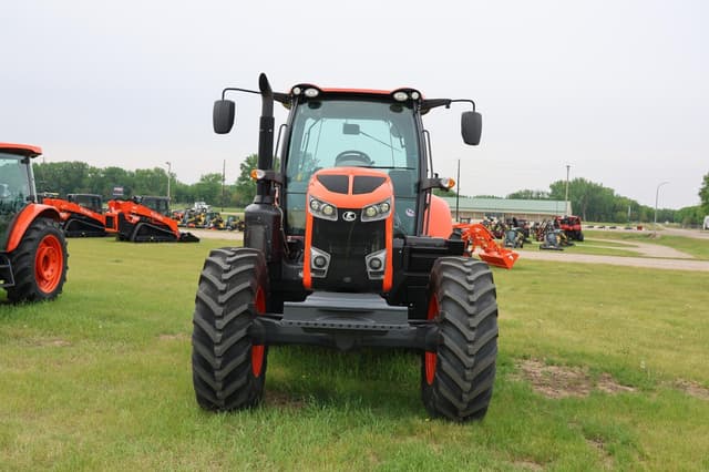 Image of Kubota M7.154 Deluxe equipment image 1