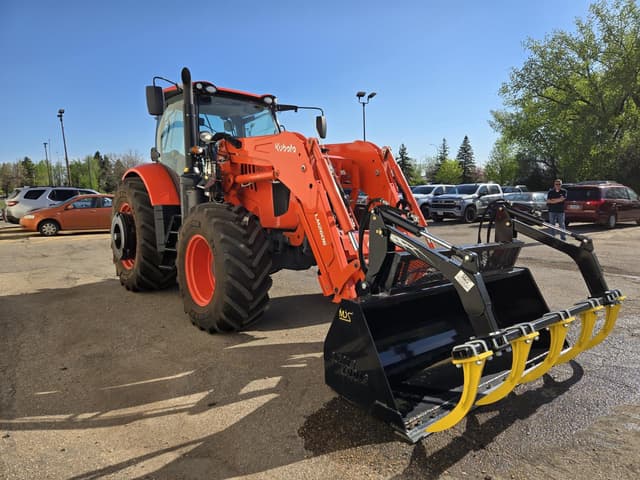 Image of Kubota M7.154 Premium KVT equipment image 2