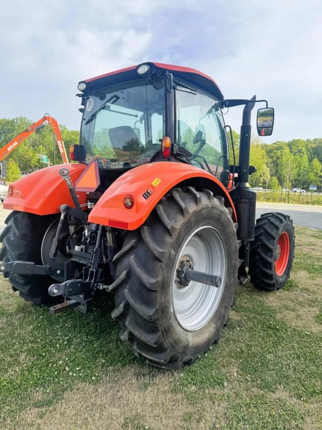 Image of Kubota M7.154 equipment image 2