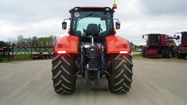 Image of Kubota M7.154 Deluxe equipment image 2