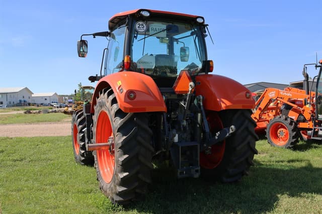 Image of Kubota M7.174 Premium equipment image 3
