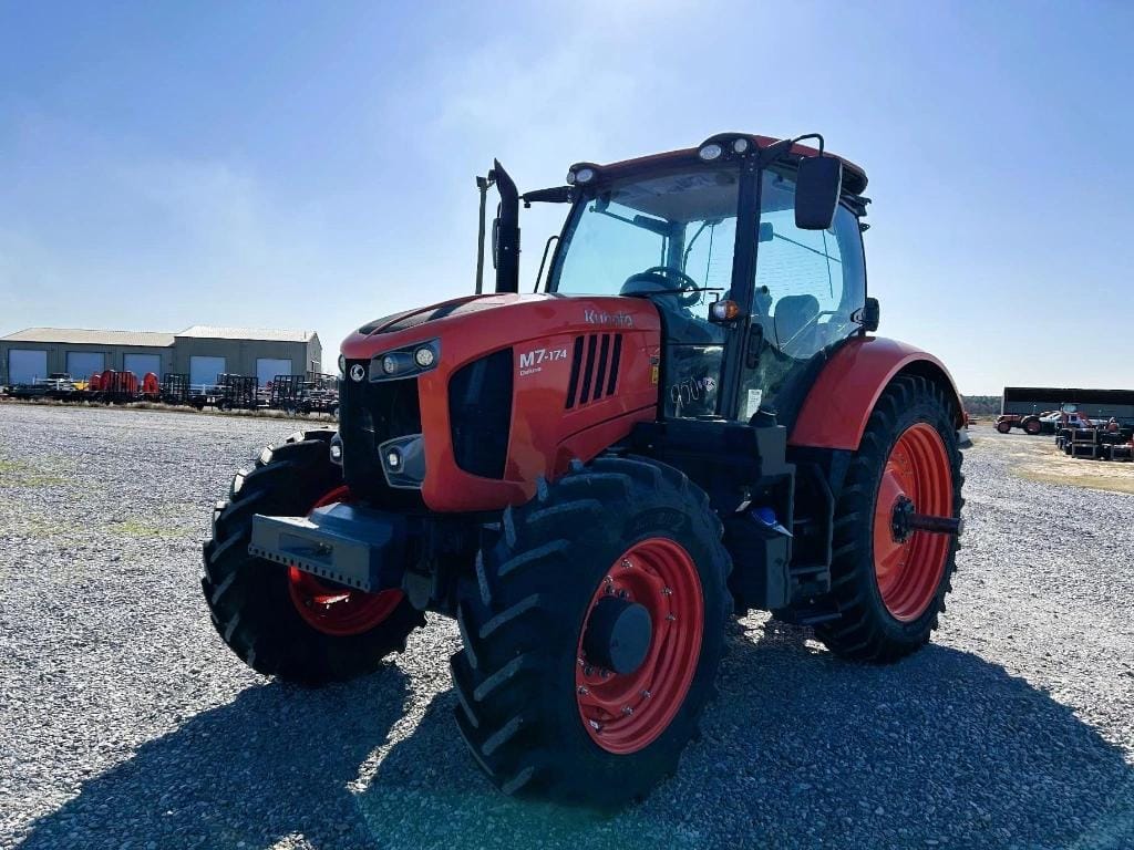 2023 Kubota M7.174 Deluxe Equipment Image0