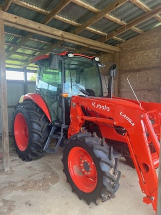 Image of Kubota M7060 equipment image 1