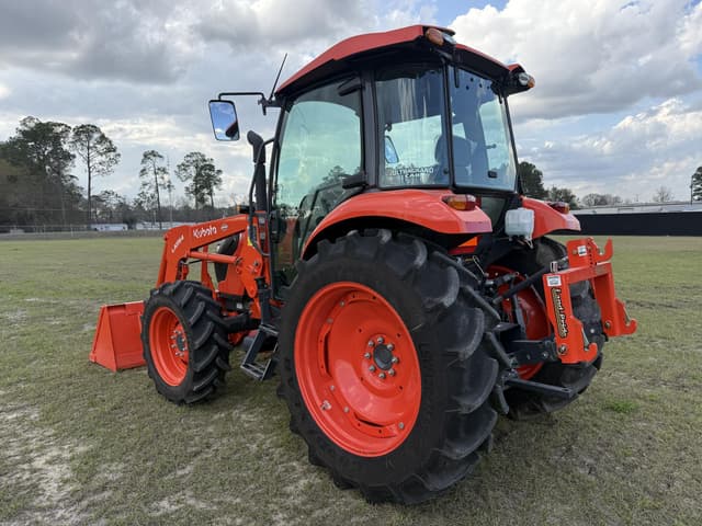Image of Kubota M7060 equipment image 2