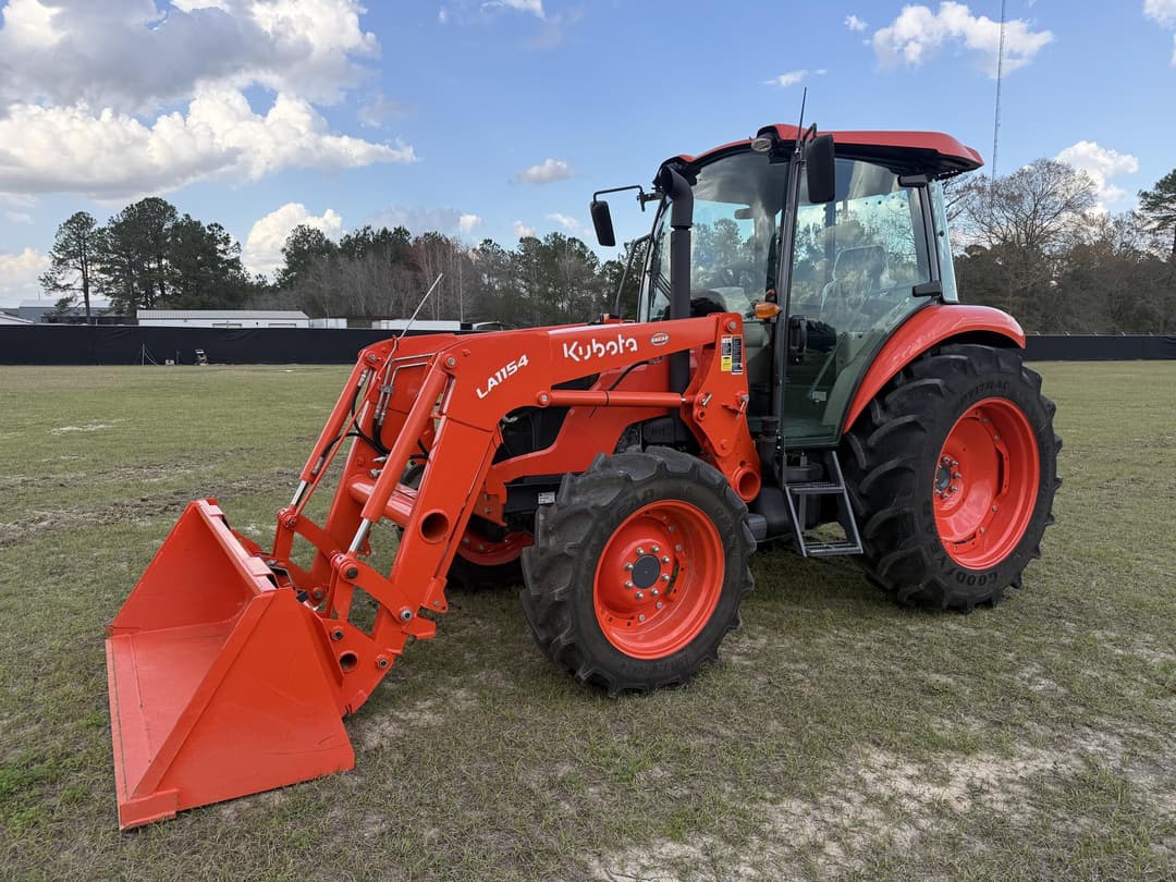 Image of Kubota M7060 Primary image