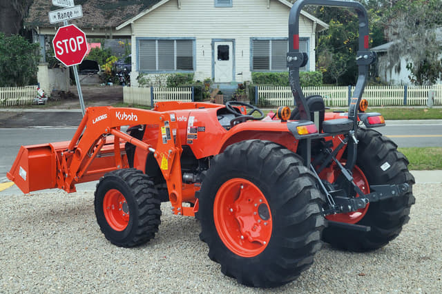 Image of Kubota MX5400 equipment image 4