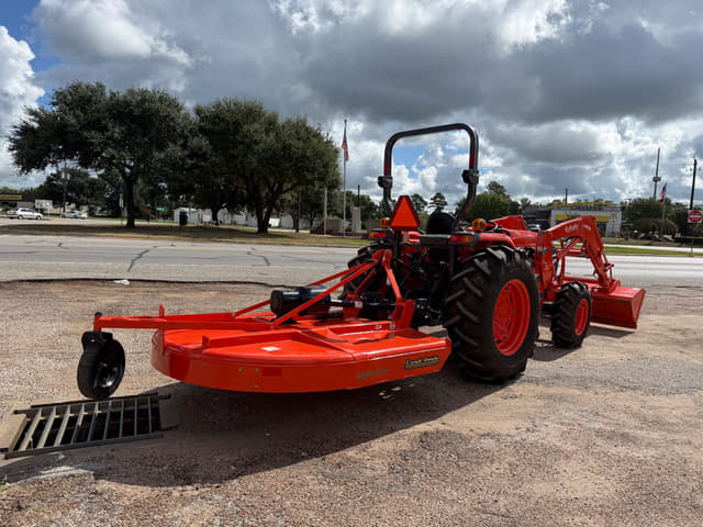Image of Kubota MX5400 equipment image 4