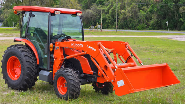 Image of Kubota MX5400 equipment image 1
