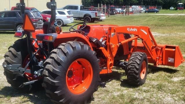 Image of Kubota MX6000 equipment image 4