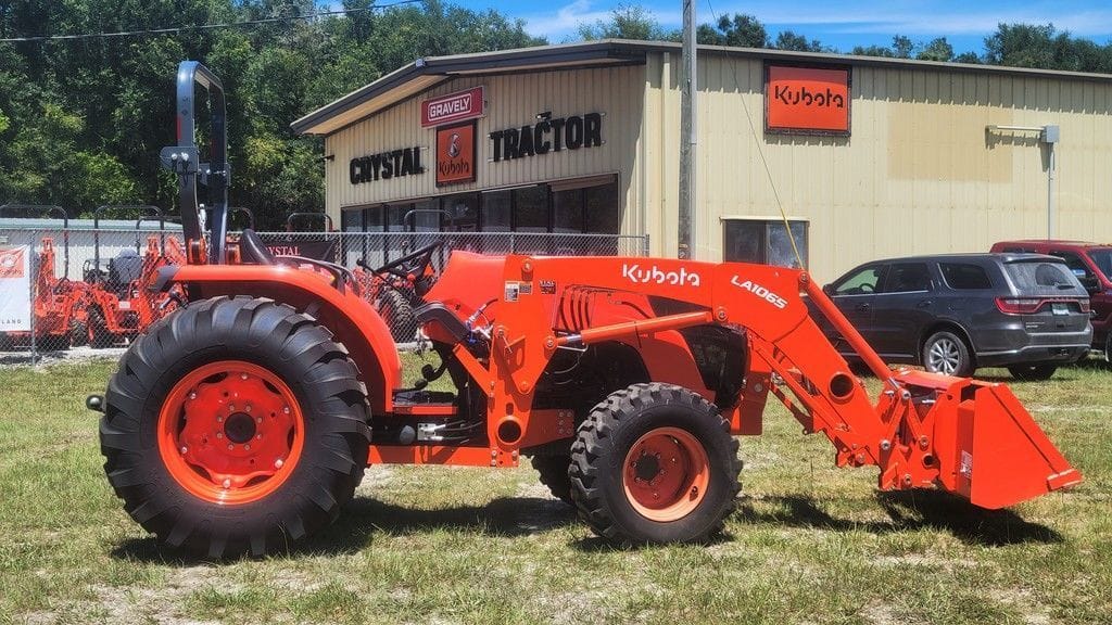 2025 Kubota MX6000 Equipment Image0