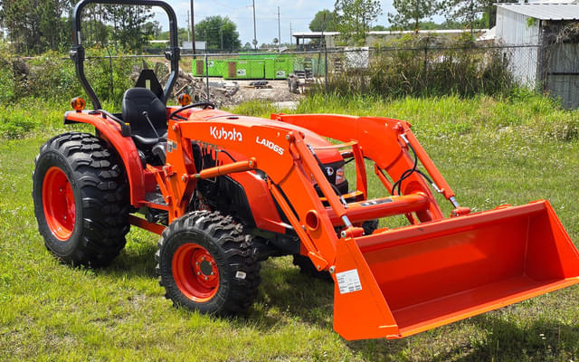 Image of Kubota MX6000HST equipment image 2