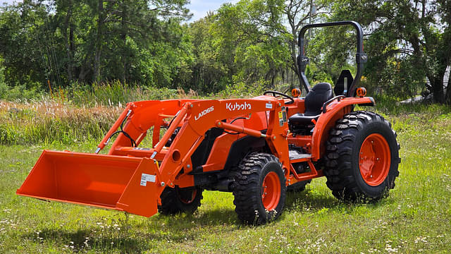 Image of Kubota MX6000 equipment image 1