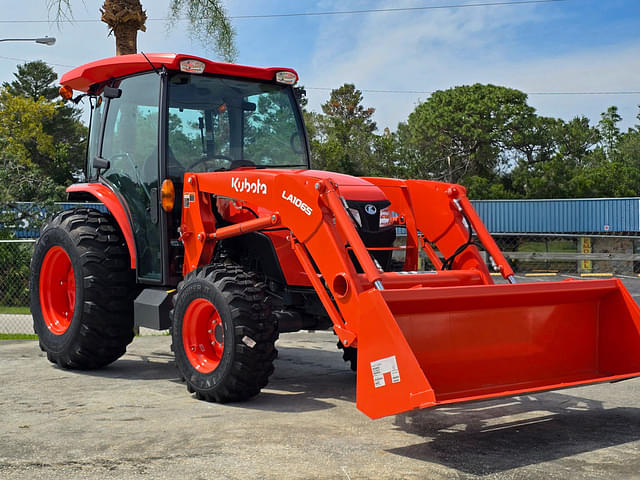 Image of Kubota MX6000 equipment image 2